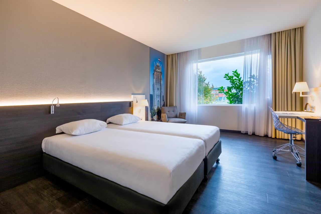 Postillion Hotel Dordrecht Dış mekan fotoğraf